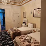 Mila Boutique&apt